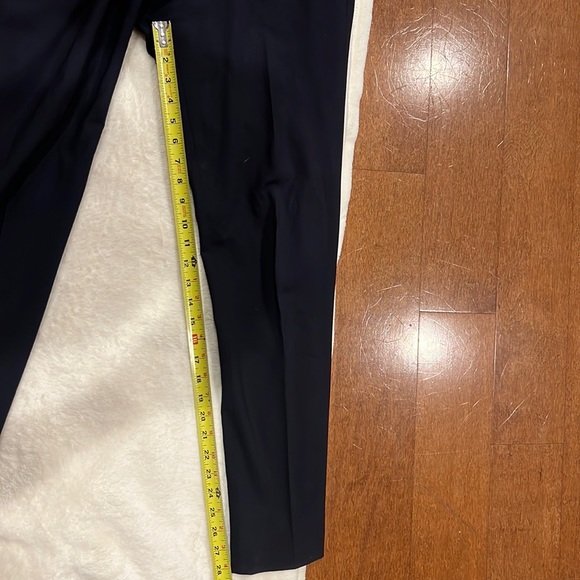 Theory classic crop pants, size 4, Navy - Picture 7 of 9
